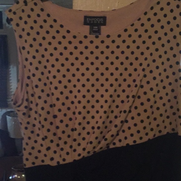 Dress - Picture 2 of 4